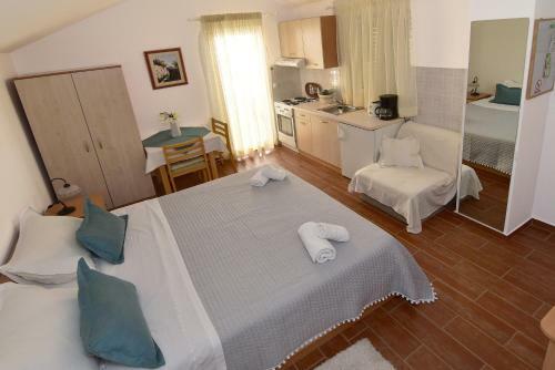 Old Town Studio Apartments