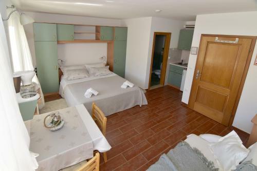 Old Town Studio Apartments