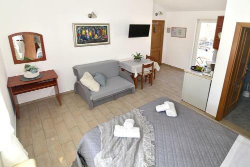 Old Town Studio Apartments