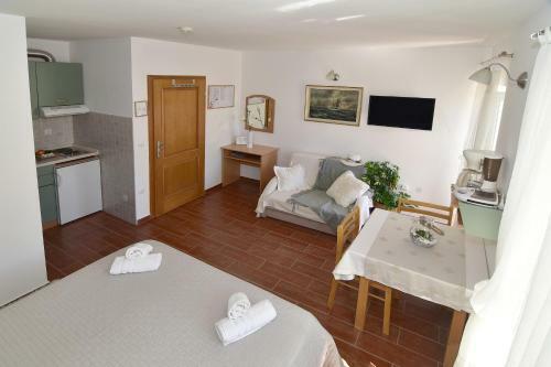 Old Town Studio Apartments