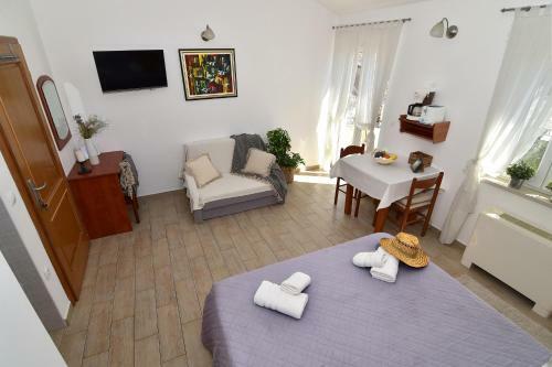 Old Town Studio Apartments