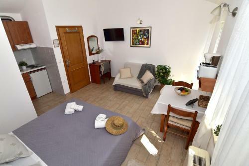 Old Town Studio Apartments