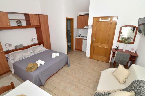 Old Town Studio Apartments