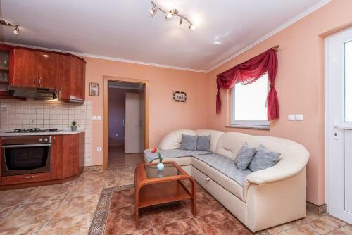 Apartamento Drazen Ap Close To Zrce Beach