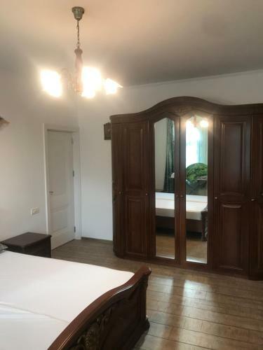 Hostal Vila Selena