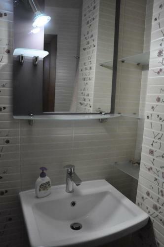 Apartment On Torhova