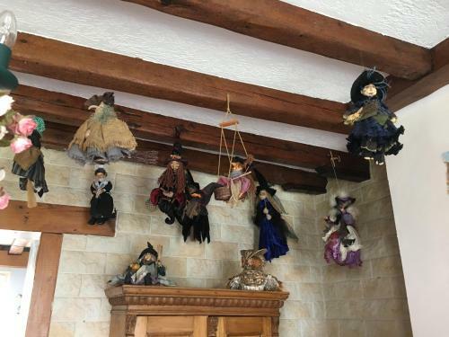 La Maison Des Sorci�res