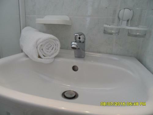 Hostal Sea View Room Macolic