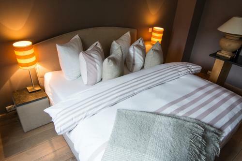 Bliss Hotel