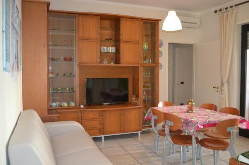 Window On The Sea Apartment
