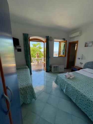 B&B Iside