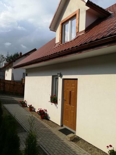 Hostal Pokoje Na Skale Nad Jeziorem Soli?skim