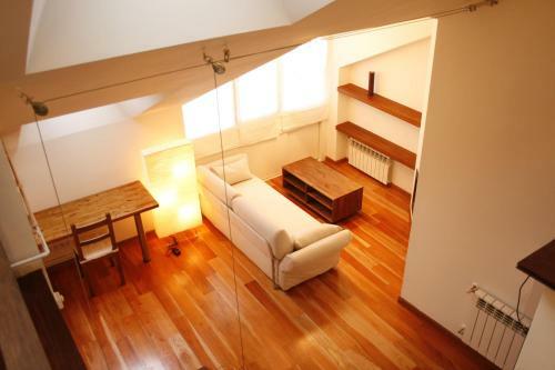 Apartamento Atico Con Chimenea