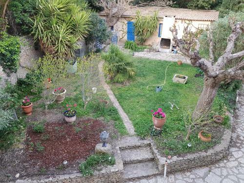 Bed & Breakfast Chambres D'h�tes Les Arbousiers