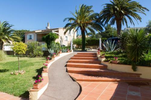 Apartamentos Villa 4 Seasons