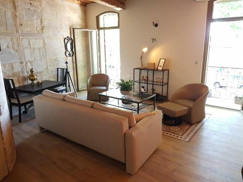 Hostal La Maison Comte, Uz�s