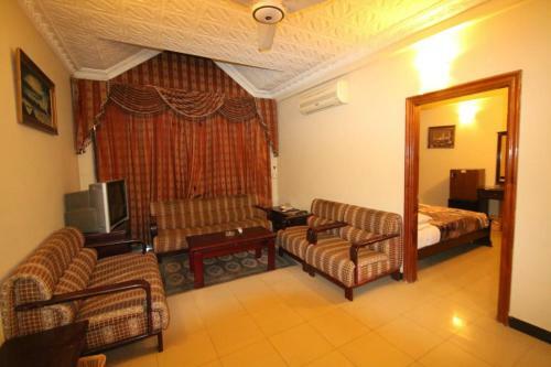 Hotel Swat Continental
