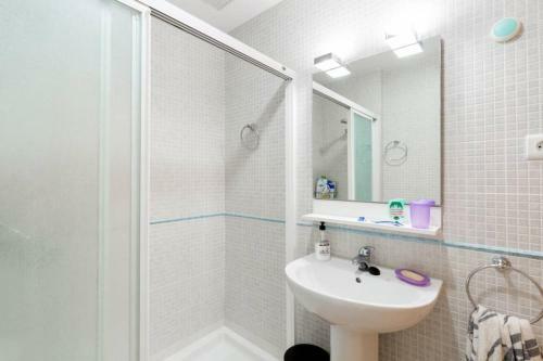 San Carlos - Apartamento de Dos Dormitorios Con Piscina Comunitaria