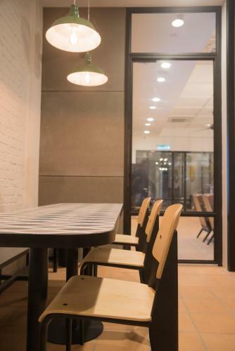 Hostal Kooning