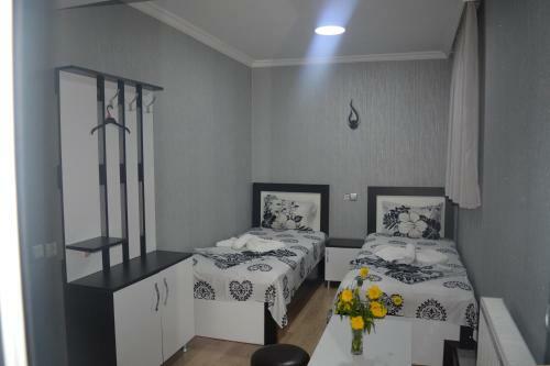 Hostal Guesthouse Millennium Rabathi