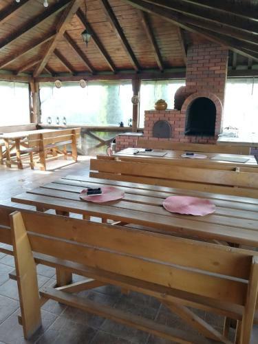 Hostal Pensiunea Lacul Albesti