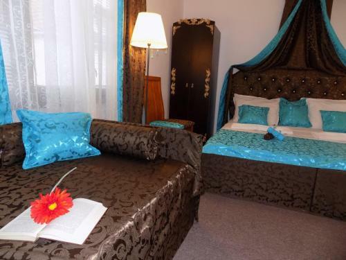 Rali Apartments