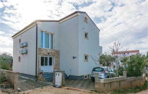 One-bedroom Apartment In Sv.filip I Jakov