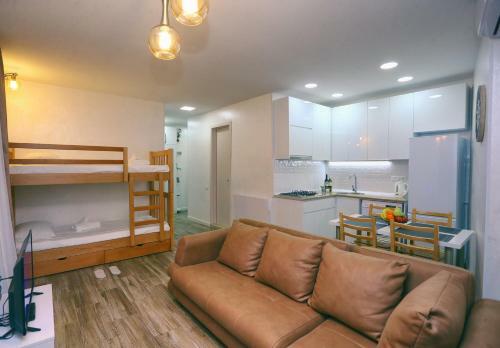 Sea Side Apartment