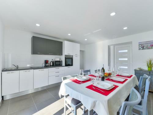 Villa Dragica 50 M From Sea In Privlaka