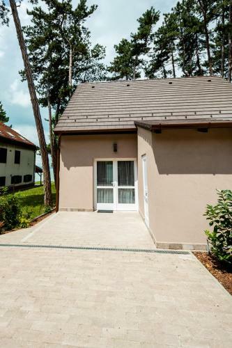 Part Apartman Si�fok - A - Priv�t V�zparttal
