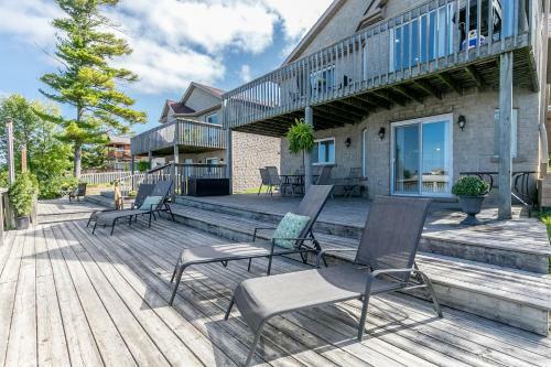Beach1 Riverfront Resort