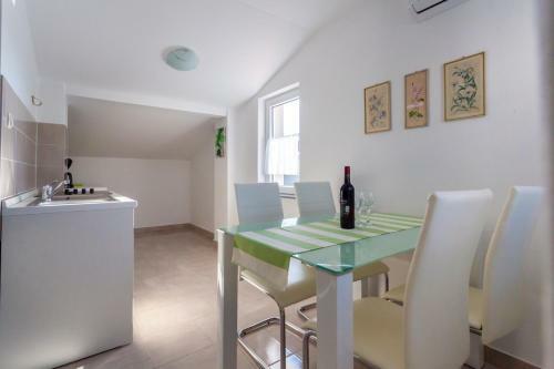 Apartments Katarina B