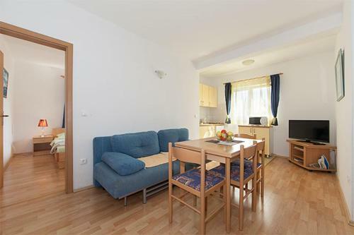 Apartments Ivo