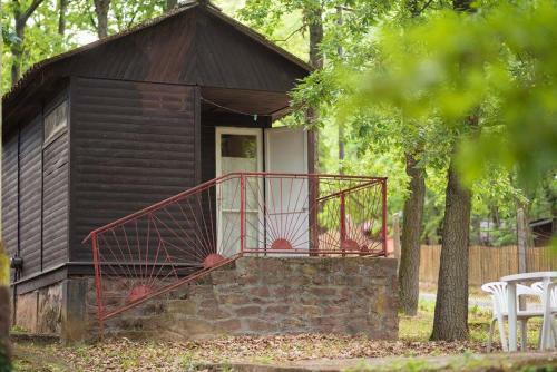 Lodge M�kus Pagony