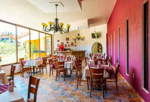 Hotel El Roble Resort