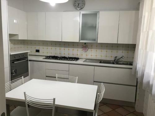 Apartamento Villetta Bifamiliare A 400m Dal Mare