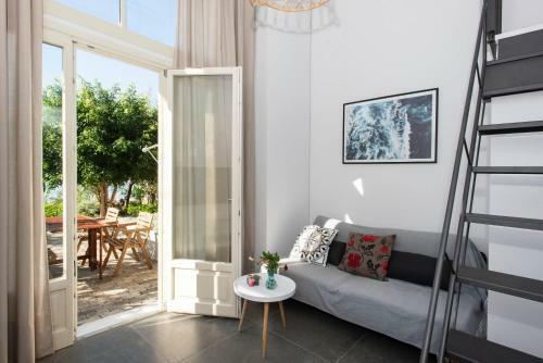 Apartamento Sandy Feet - Beachfront Loft Studio