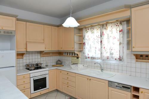 Orestis Suites