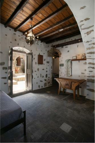 Halaros Castle
