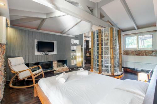 Villa Family Project Pool & Spa Suite