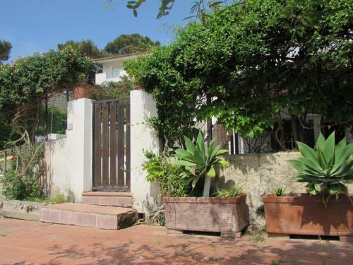 Hostal Villa Majata