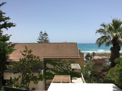 Hostal Villa Majata