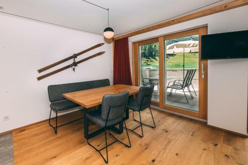 Apart Lodge Belmont