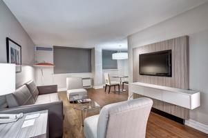 Hotel Town Inn Suites