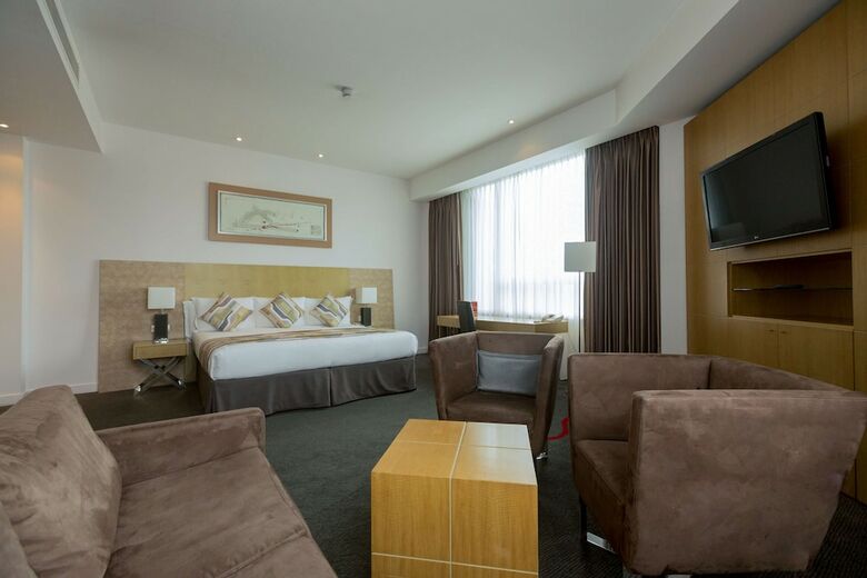 Hotel Park Plaza Cardiff