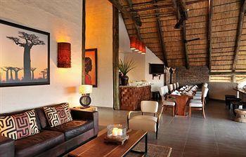 Hotel Victoria Falls Safari Lodge