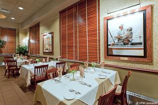 Hotel Holiday Inn Oceanfront Ocean City (.)