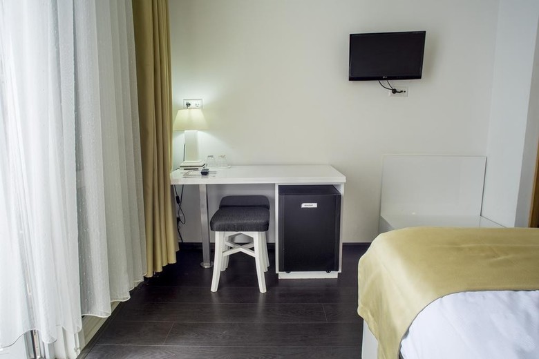 Hotel Larende