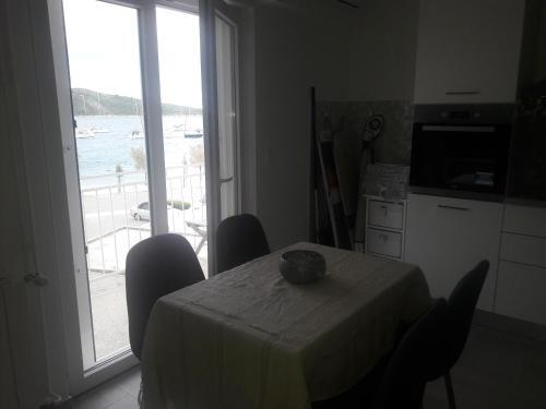 Apartment Tea 2