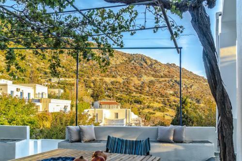 The Pomegranate Stone House - 5 Mins To Batsi